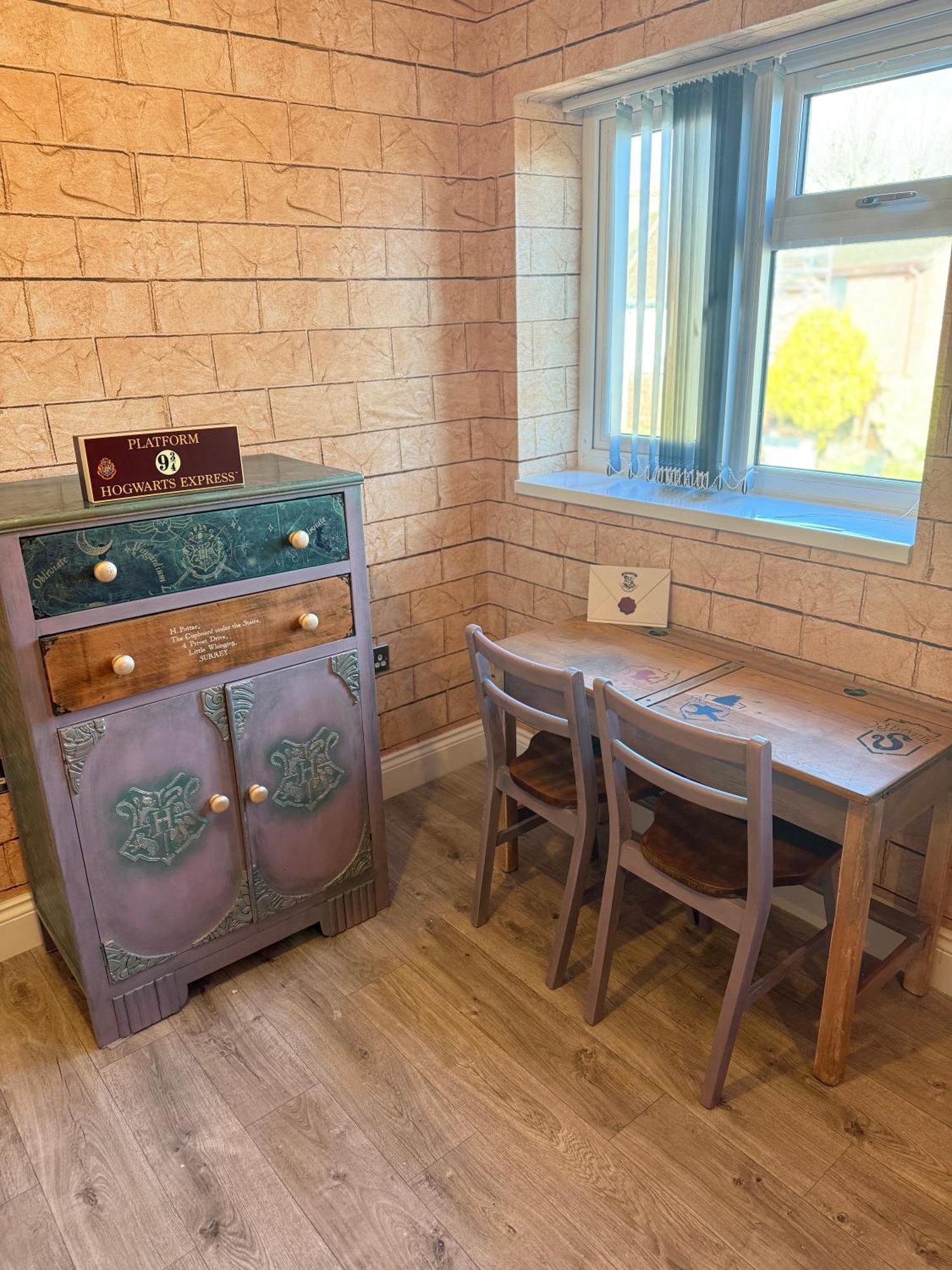 Potters Hideout- 2 Bedroom 2 Bathroom Apartment Watford  Exterior foto